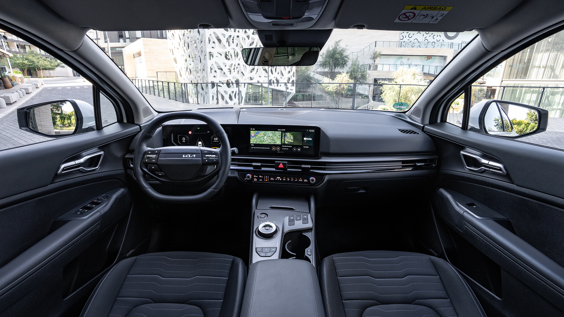 Kia Sportage seestvaade
