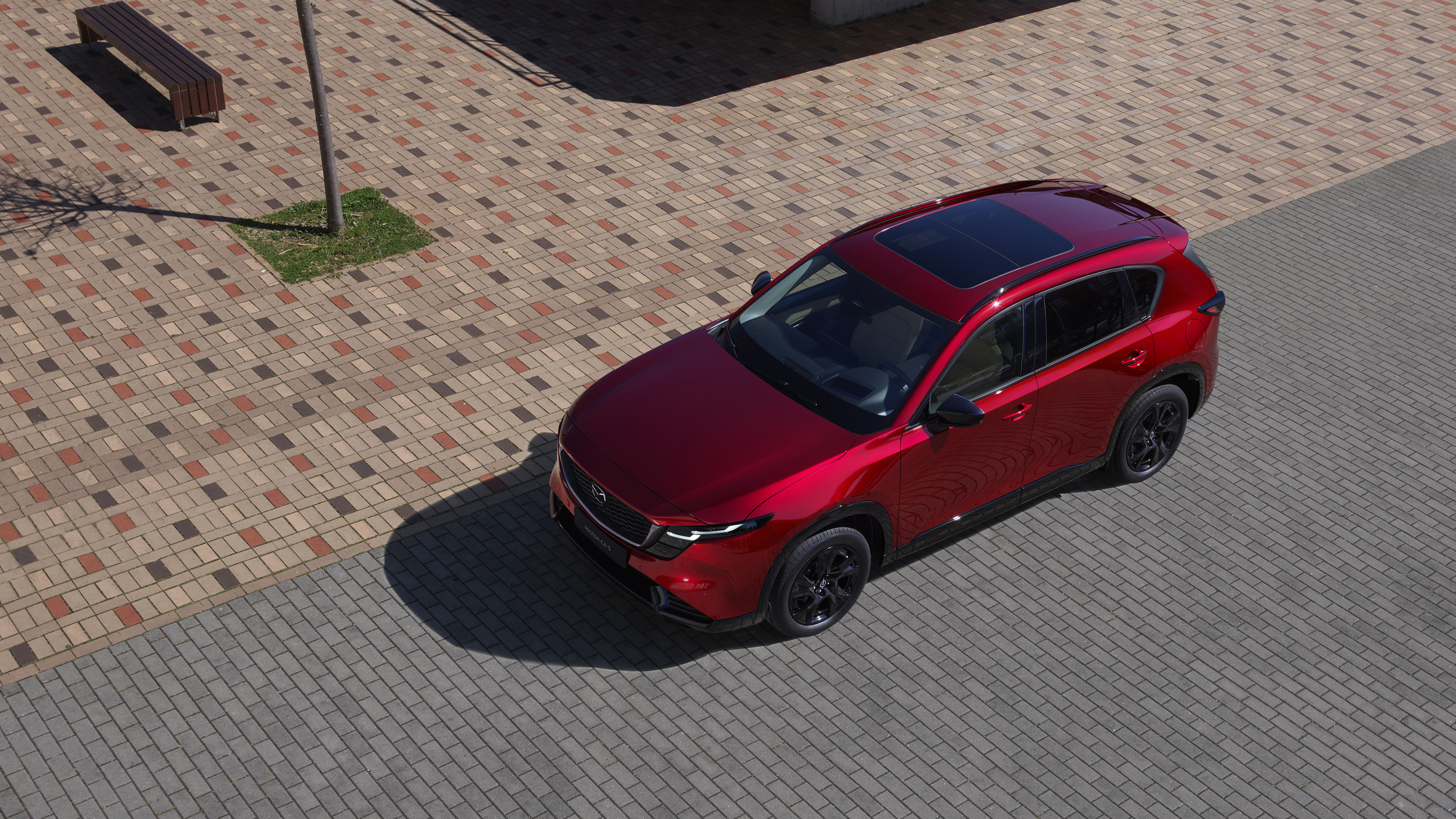 Uus Mazda CX-5, panoraamkatus