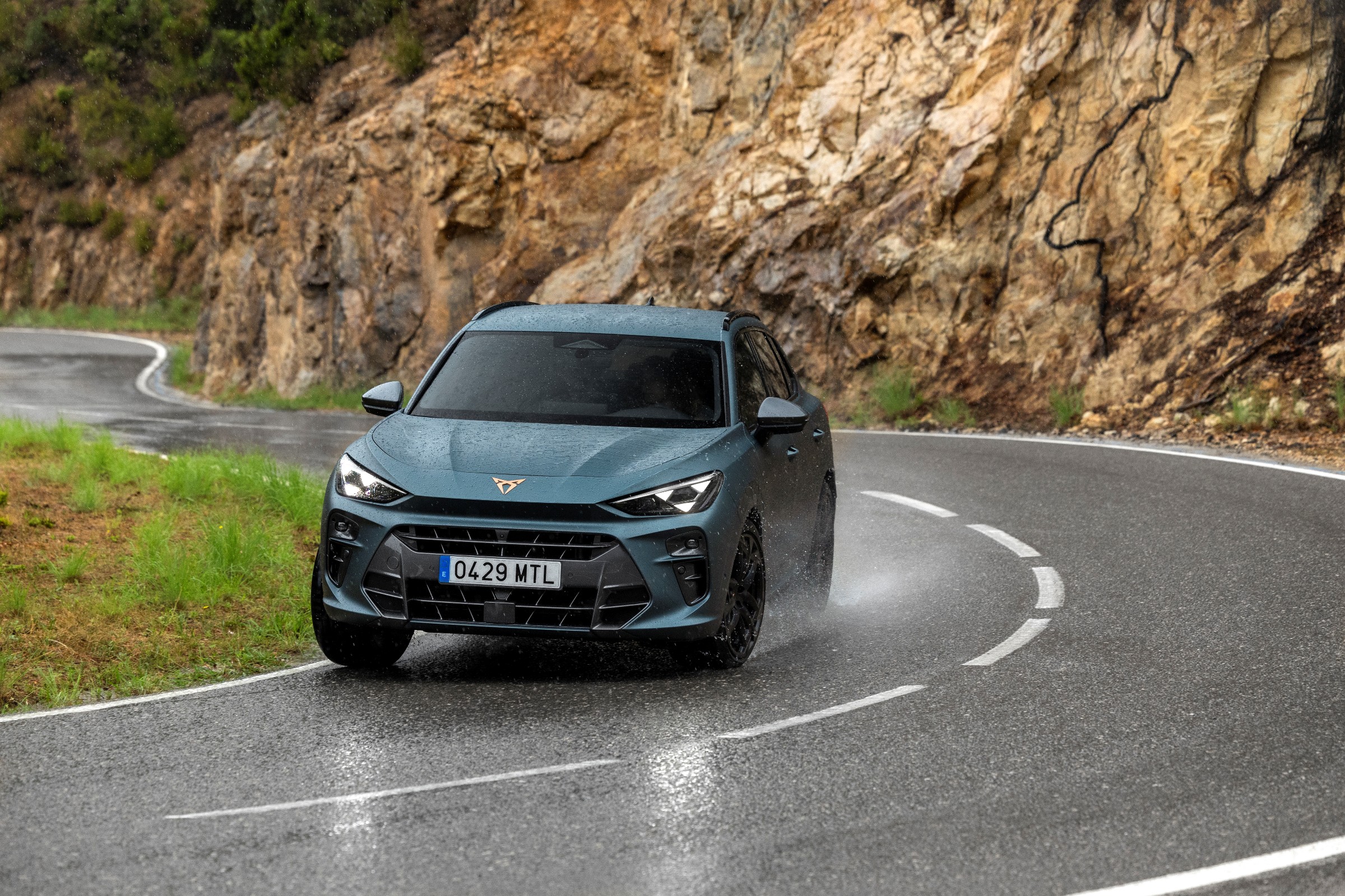 CUPRA Terramar eestvaade