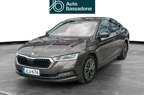 Müüa kasutatud auto Škoda Octavia, 2021, 80 000 km, 1.4, 110 kW, pistikhübriid, automaat, esivedu, TMBAW7NX2MY060581