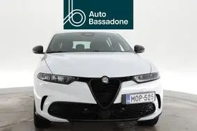 For sale used car Alfa Romeo Tonale, 2024, 1 000 km, 1.5, 96 kW, hybrid, automatic, front-wheel drive, ZARNASAA4N3007695