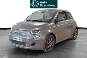 Müüa kasutatud auto Fiat 500e, 2021, 10 000 km, 87 kW, elekter, automaat, esivedu, ZFAEFAR44MX040148