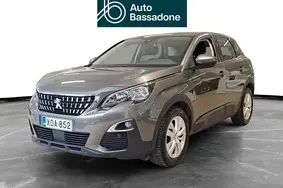 Продается подержанный автомобиль Peugeot 3008, 2017, 96 000 км, 1.2, 96 kW, бензин, автомат, передний привод, VF3MRHNYWHS085572