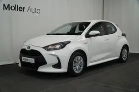 For sale used car Toyota Yaris, 2021, 136 023 km, 1.5, 68 kW, petrol, automatic, 760NPJ, VNKKBAC370A164426