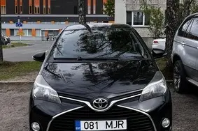 Müüa kasutatud auto Toyota Yaris, 2014, 128 160 km, 1.3, 73 kW, bensiin, automaat, esivedu, 081MJR, VNKKJ3D300A245071