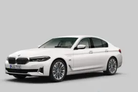 Продается подержанный автомобиль BMW 530 e xDrive, 2022, 95 000 км, 2.0, 135 kW, гибрид, автомат, полный привод, 399HLC, WBA11CH05NCK37285