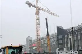 Müüa kasutatud  Liebherr 200 ECH Litronic Leibherr 200 ECH Litronic Tower crane