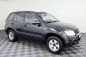 Müüa kasutatud auto Suzuki Grand Vitara, 2009, 119 000 km, 2.0, 103 kW, bensiin, manuaal, nelikvedu, 908BBV, JSAJTD54V00500014