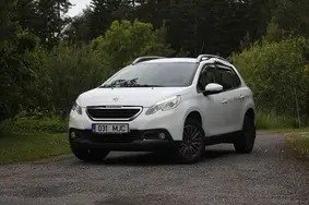Продается подержанный автомобиль Peugeot 2008, 2013, 146 651 км, 1.2, 60 kW, бензин, механическая, передний привод, 031MJC, VF3CUHMZ0DY028769