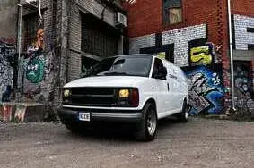 For sale used vehicle Chevrolet Express, 2000, 192 000 km, 5.0, 169 kW, petrol, automatic, rear-wheel drive, 92ZJE, 1GCFG25M611104629