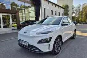 For sale used car Hyundai Kona Comfort Limited, 2023, 19 700 km, 26.3 kW, electric, automatic, front-wheel drive, 900HSW, TMAK381HFPJ092409