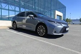 For sale used car Toyota Corolla Active Plus, 2021, 44 100 km, 1.8, 72 kW, hybrid, automatic, front-wheel drive, 775KKG, NMTBZ3BE70R063780