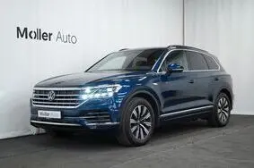 Продается подержанный автомобиль Volkswagen Touareg, 2021, 87 759 км, 3.0, 250 kW, гибрид, автомат, полный привод, 825MGW, WVGZZZCRZMD025627