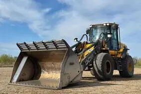 Müüa kasutatud  JCB 437 HT, 129 kW, automaat
