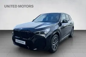 Продается подержанный автомобиль BMW iX1 xDrive30 M-Sportpakett, 2023, 20 200 км, электричество, автомат, полный привод, WBY61EF0905W90568