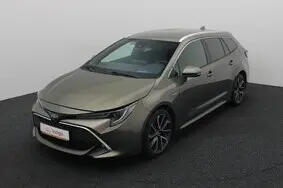 Продается подержанный автомобиль Toyota Corolla Executive, 2019, 2.0, 112 kW, гибрид б+э, автомат, передний привод, NGN449, SB1Z53BE20E030174