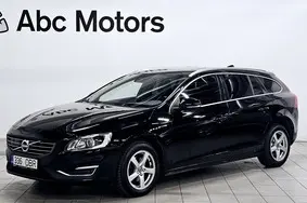 Müüa kasutatud auto Volvo V60, 2017, 167 121 km, 2.0, 140 kW, diisel, automaat, esivedu, 336DBR, YV1FWA88DJ2385175