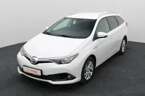 Müüa подержанный автомобиль Toyota Auris Aspiration, 2016, 1.8, 73 kW, гибрид б+э, автомат, передний привод, NHP845, SB1ZS3JE00E284329