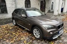 Müüa подержанный автомобиль BMW X1 Xdrive, 2012, 2.0, 130 kW, дизель, автомат, полный привод, 612MRN, WBAVP31020VT07574