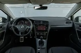 Müüa kasutatud auto Volkswagen Golf, 2021, 153 368 km, 1.6, 85 kW, diisel, manuaal, WVWZZZAUZLP560894