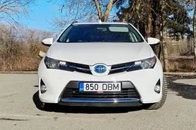 Продается подержанный автомобиль Toyota Auris LPG, 2014, 212 000 км, 1.8, 73 kW, гибрид, автомат, передний привод, 850DBM, SB1ZS3JE60E080201