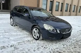 Müüa kasutatud auto Volvo V60 Momentum D2, 2013, 265 059 km, 1.6, 84 kW, diisel, manuaal, esivedu, YV1FW84A1D1134005