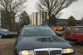 Продается подержанный автомобиль Lancia Kappa, 1998, 226 000 км, 3.0, 150 kW, бензин, автомат, задний привод