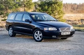 For sale used car Volvo V70 Momentum, 2005, 348 000 km, 2.4, diesel, manual, front-wheel drive