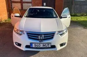 For sale used car Honda Accord Accord, 2015, 100 000 km, 2.0, 115 kW, petrol, automatic, front-wheel drive, 940MJT, JHMCU1680FC200454