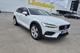Müüa kasutatud auto Volvo V60 Cross Country, 2019, 242 000 km, 2.0, 140 kW, diisel, automaat, nelikvedu, 686SBL, YV1ZZA8VCK1006238