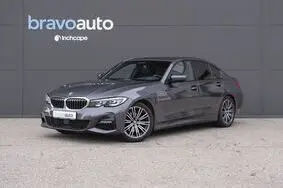 Müüa kasutatud auto BMW 320 i xDrive M-Sportpakett, 2019, 87 800 km, 2.0, 135 kW, bensiin, automaat, nelikvedu, 747DKM, WBA5P31090FJ08855