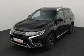 Продается подержанный автомобиль Mitsubishi Outlander Instyle, 2021, 149 948 км, 2.4, 99 kW, подключаемый гибрид, автомат, полный привод, JMBXDGG3WLZ032746