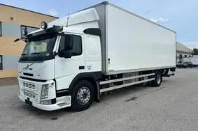 Müüa kasutatud sõiduk Volvo FM330 4X2 EURO6 + CARRIER + DOUBLE STOCK, 2017, 341 600 km, 250 kW, diisel, automaat, YV2X9J0A9HA815067