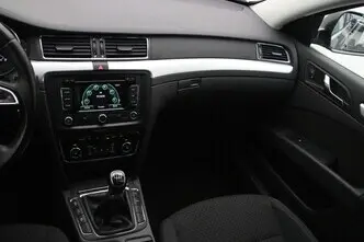 Škoda Superb, 1.4, 92 kW, bensiin, manuaal, esivedu