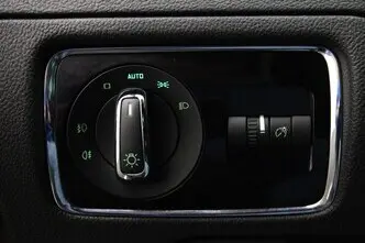 Škoda Superb, 1.4, 92 kW, bensiin, manuaal, esivedu