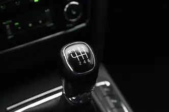Škoda Superb, 1.4, 92 kW, bensiin, manuaal, esivedu