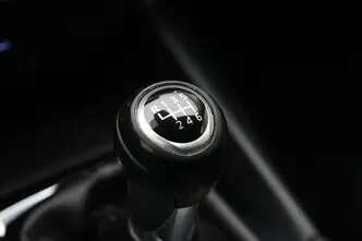 Mazda 3, 2.0, 88 kW, bensiin, manuaal, esivedu