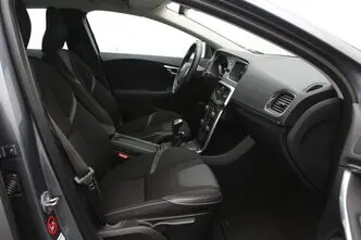 Volvo V40, 2.0, 140 kW, diisel, manuaal, esivedu