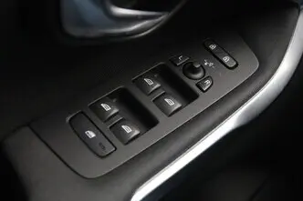 Volvo V40, 2.0, 140 kW, diisel, manuaal, esivedu