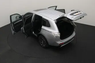 Mitsubishi Outlander, 2.0, 89 kW, pistikhübriid, automaat, nelikvedu