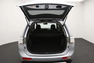 Mitsubishi Outlander, 2.0, 89 kW, pistikhübriid, automaat, nelikvedu