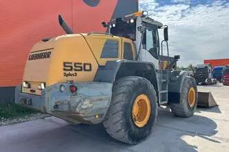 Liebherr L 550 4X4, 130 kW, diisel, automaat