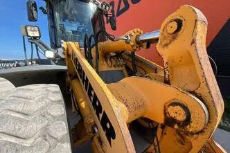 Liebherr L 550 4X4, 130 kW, diisel, automaat