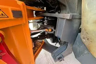 Liebherr L 550 4X4, 130 kW, diisel, automaat