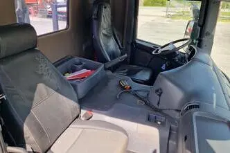Scania P450 6x2*4, 331 kW, diisel, automaat