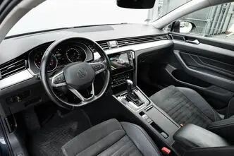 Volkswagen Passat, 2.0, 140 kW, бензин, автомат