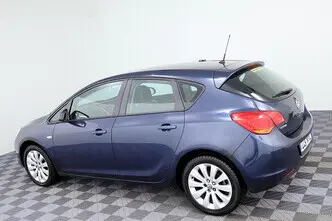 Opel Astra, 1.4, 100 kW, бензин, механическая, передний привод
