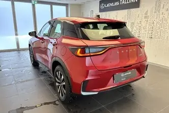 Lexus LBX, 1.5, 67 kW, гибрид, автомат, передний привод