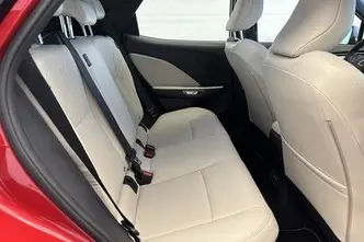 Lexus LBX, 1.5, 67 kW, гибрид, автомат, передний привод