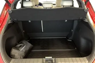 Lexus LBX, 1.5, 67 kW, гибрид, автомат, передний привод